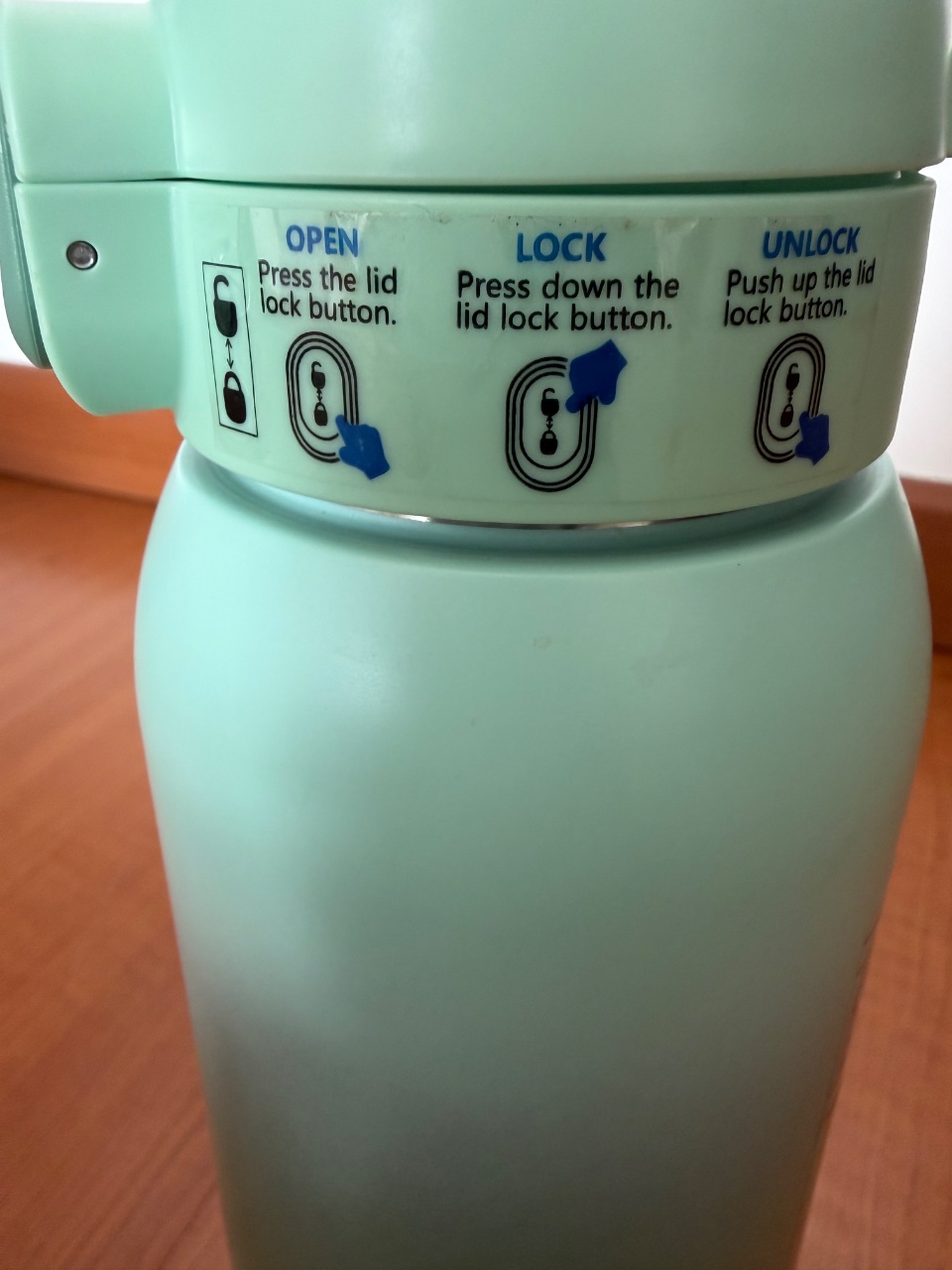 Calentador de Leche Portátil Inteligente Momcosy 3