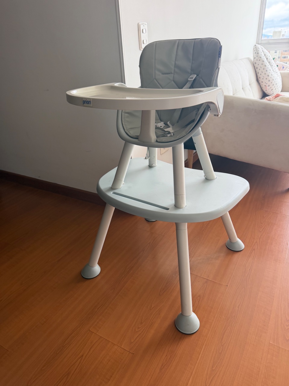 Silla de Comer Priori 3 en 1 - Blanca Convertible