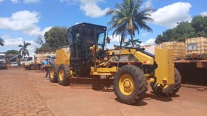 motoniveladora-140k-2