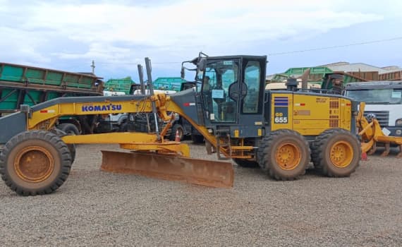 motoniveladora-gd655