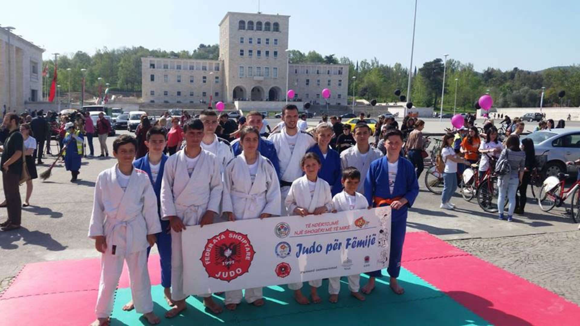 ALBANIA LOOKS TOWARDS THE FUTURE / IJF.org