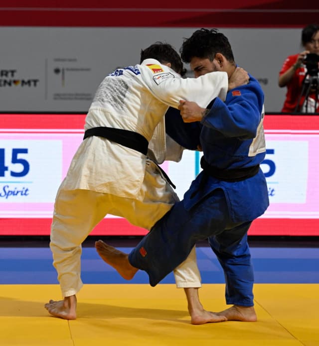 Paralympic Champ Still Fights for Medals 22 Years Later - Image 4