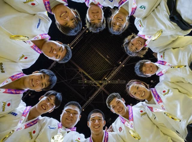 Japan Claim Mixed Team Gold After an Exemplary Day