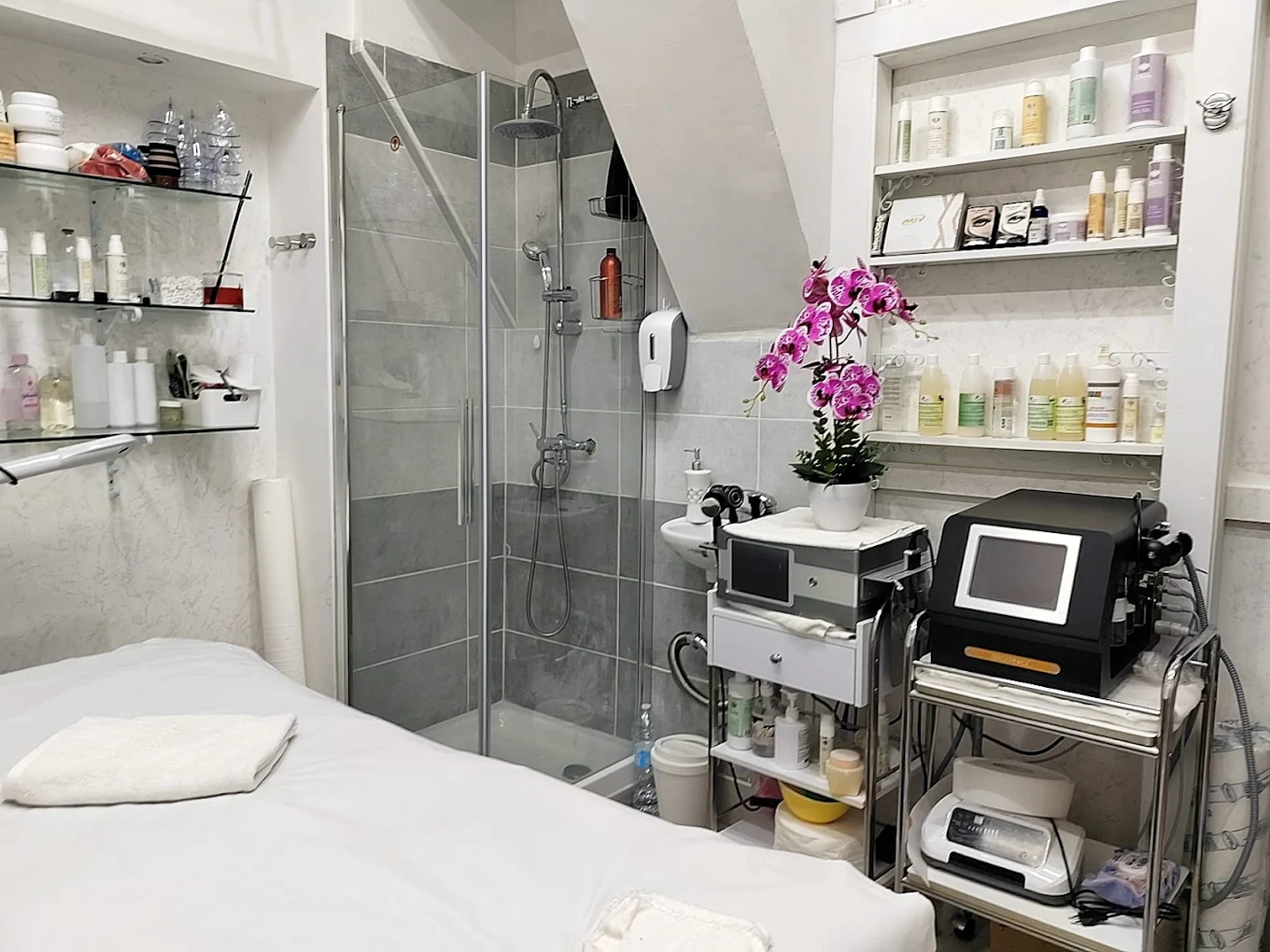 CLIVIA BIO CENTRO ESTETICO, ROMA