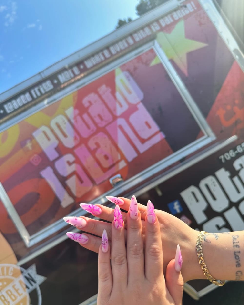 pink and nude nail art nails, stiletto shape — nail salon in Calhoun, GA — Sonny & Tee