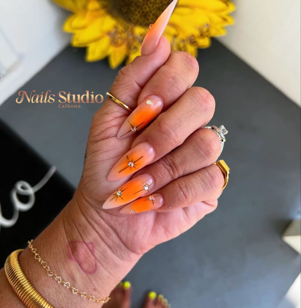 nude and gold ombré and nail art nails, stiletto shape — nail salon in Calhoun, GA — Sonny & Tee