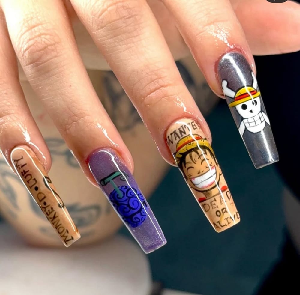black and white nail art, chrome and glitter nails, coffin shape — nail salon in Calhoun, GA — Sonny & Tee