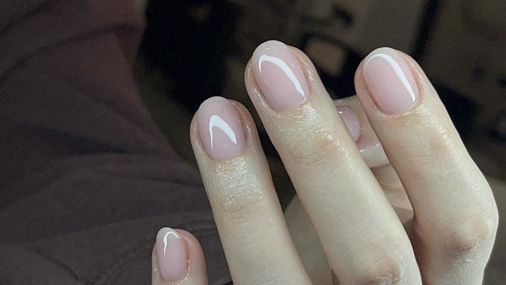 nude and pink minimal nails, oval shape — nail salon in Calhoun, GA — Sonny & Tee
