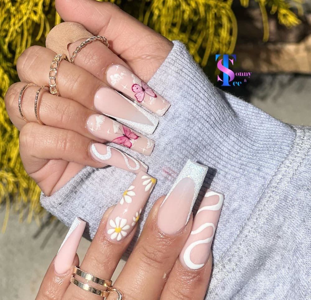 pink and white nail art, 3D and glitter nails, coffin shape — nail salon in Rome, GA — Sonny & Tee