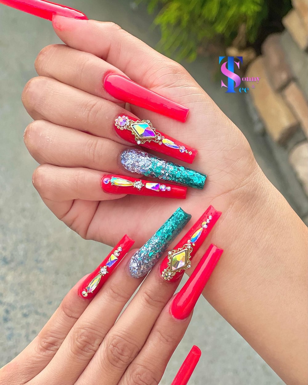 red and green glitter and 3D nails, coffin shape — nail salon in Rome, GA — Sonny & Tee
