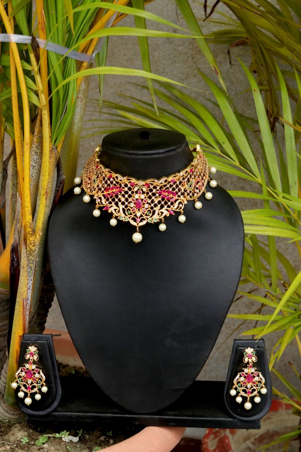 Gold-Plated Ruby Emerald AD Bridal Choker Necklace Set with Pearl Drops