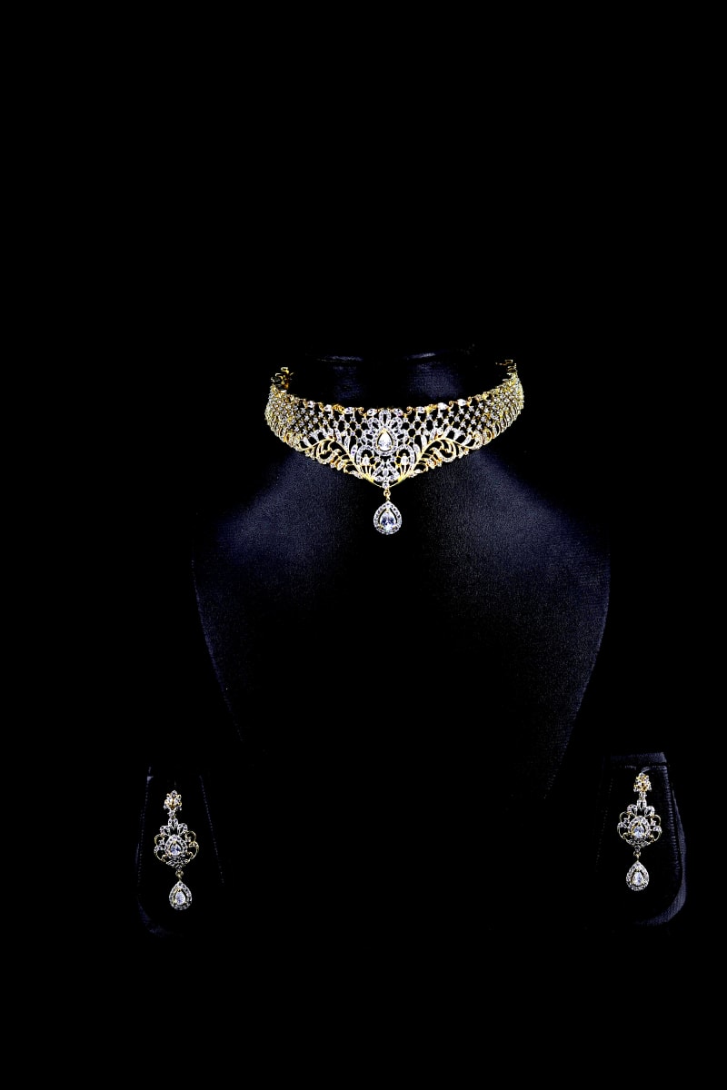 Gold-Plated AD Diamond Choker Necklace Set with Tear-Drop Pendant & Earrings