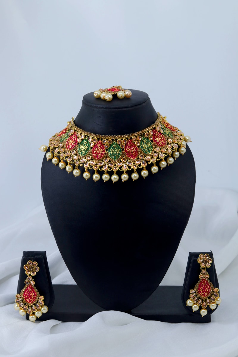 Gold-Plated Kundan Choker Set with Red-Green Enamel Drops & Pearl Hanging