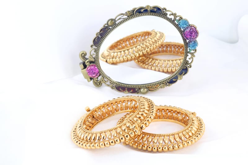 Traditional Antique Gold Bangles for Women | Heavy Bridal Kada Design
