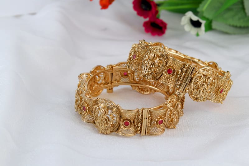 Traditional Ganesh Temple Design Bangles for Women | Antique Gold Finish Kada | Bridal Jewellery