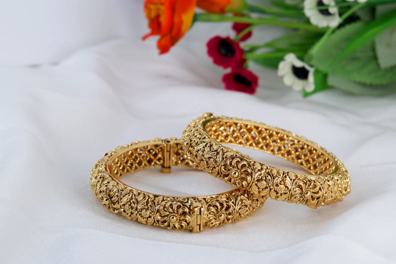 Traditional Antique Gold-Plated Floral Design Bangles for Women | Premium Bridal Kada Set | Party & Wedding Jewellery