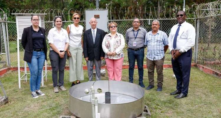 Inauguración de la Estación MeteorológicaMagisterial 2024