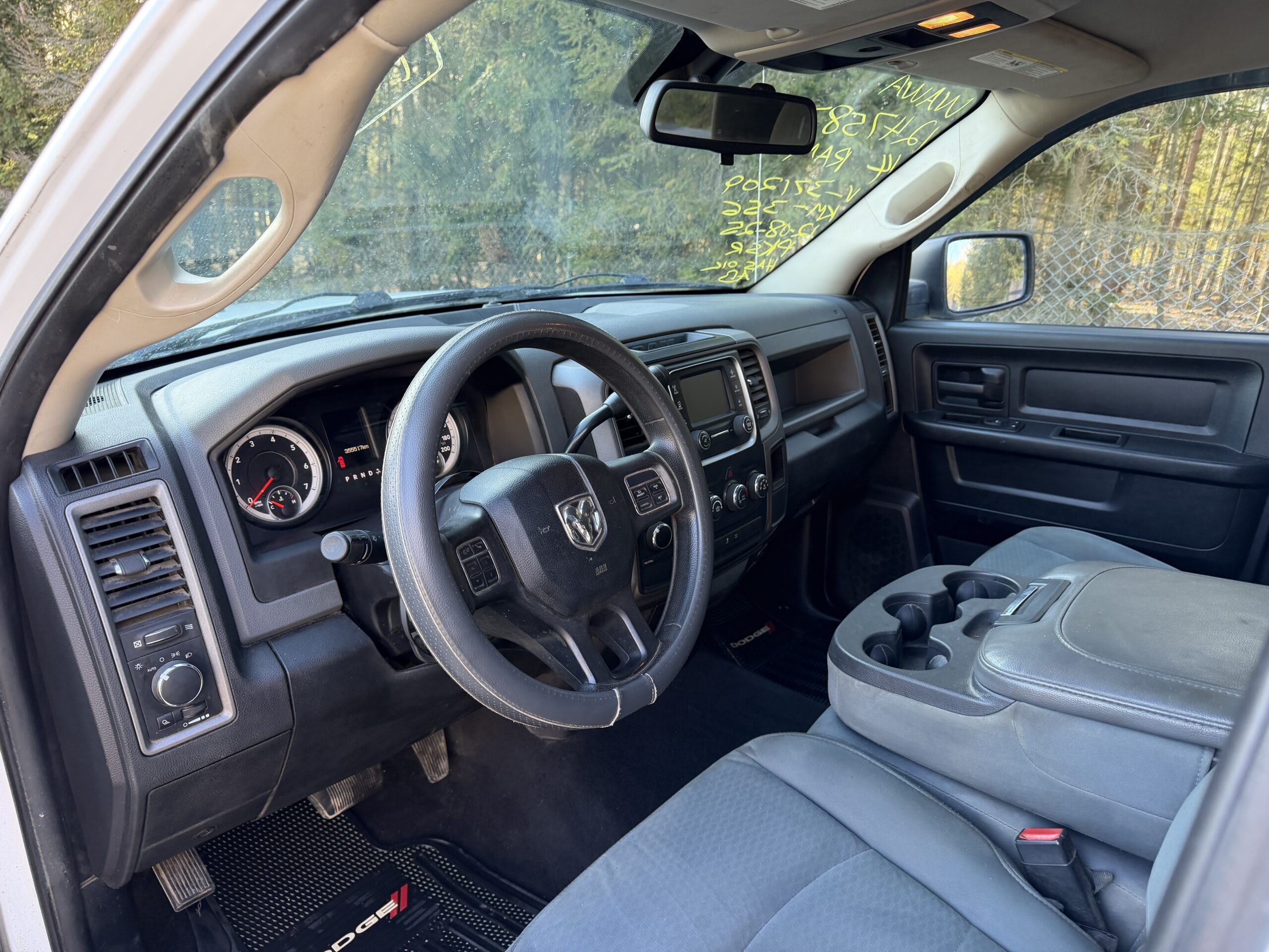 RAM 1500 2014 — zdjęcie 17