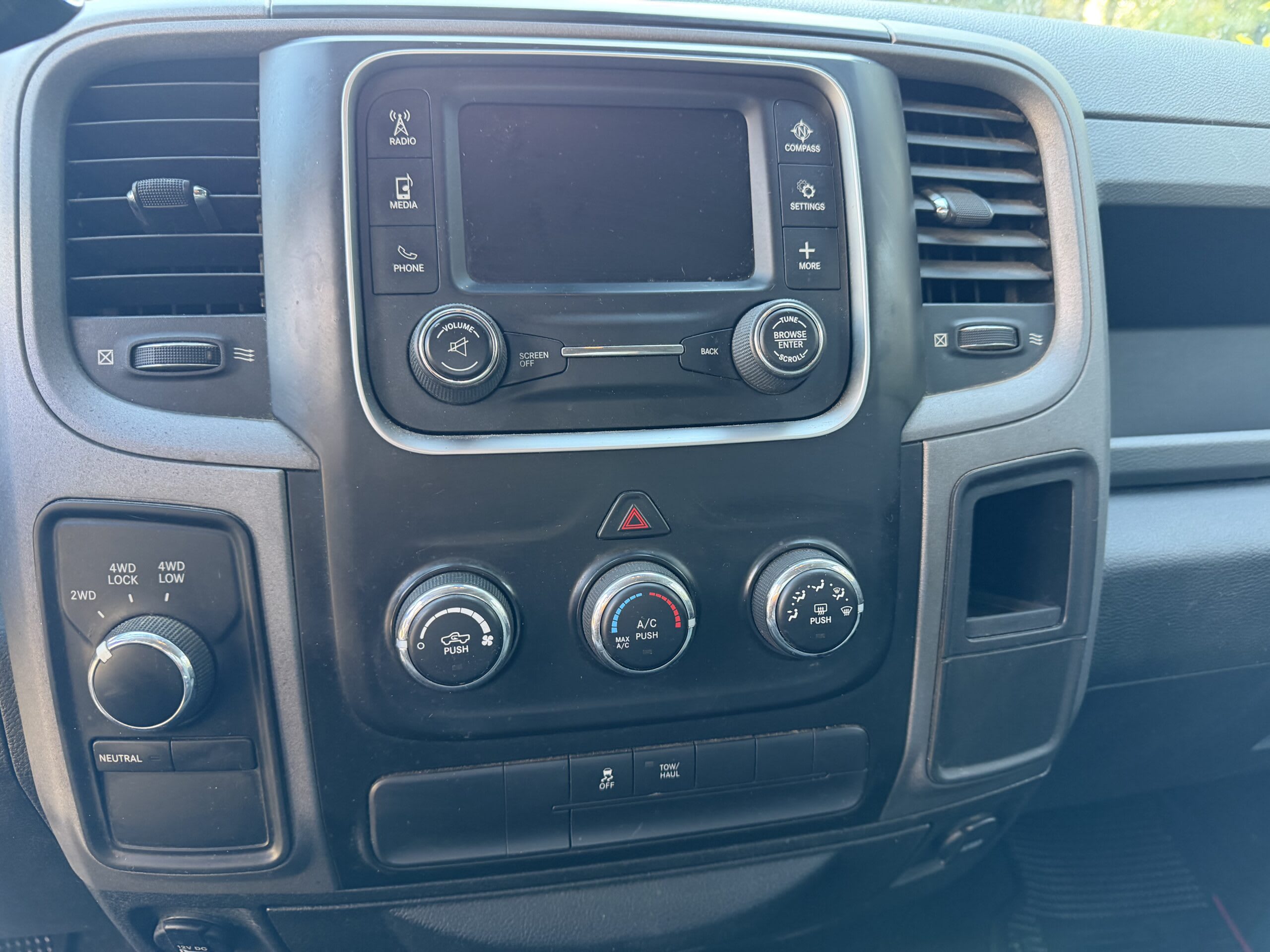 RAM 1500 2014 — zdjęcie 19