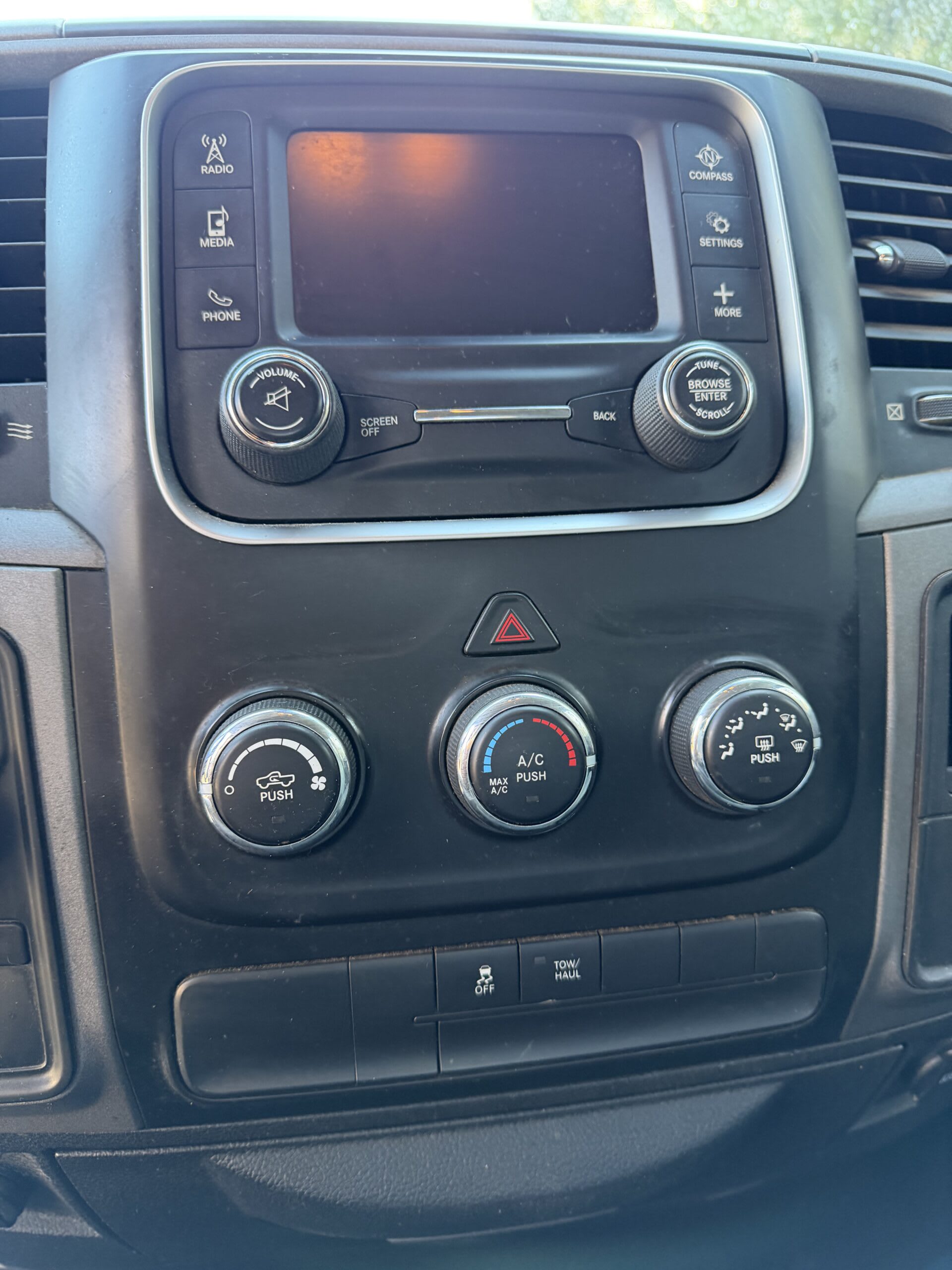 RAM 1500 2014 — zdjęcie 21