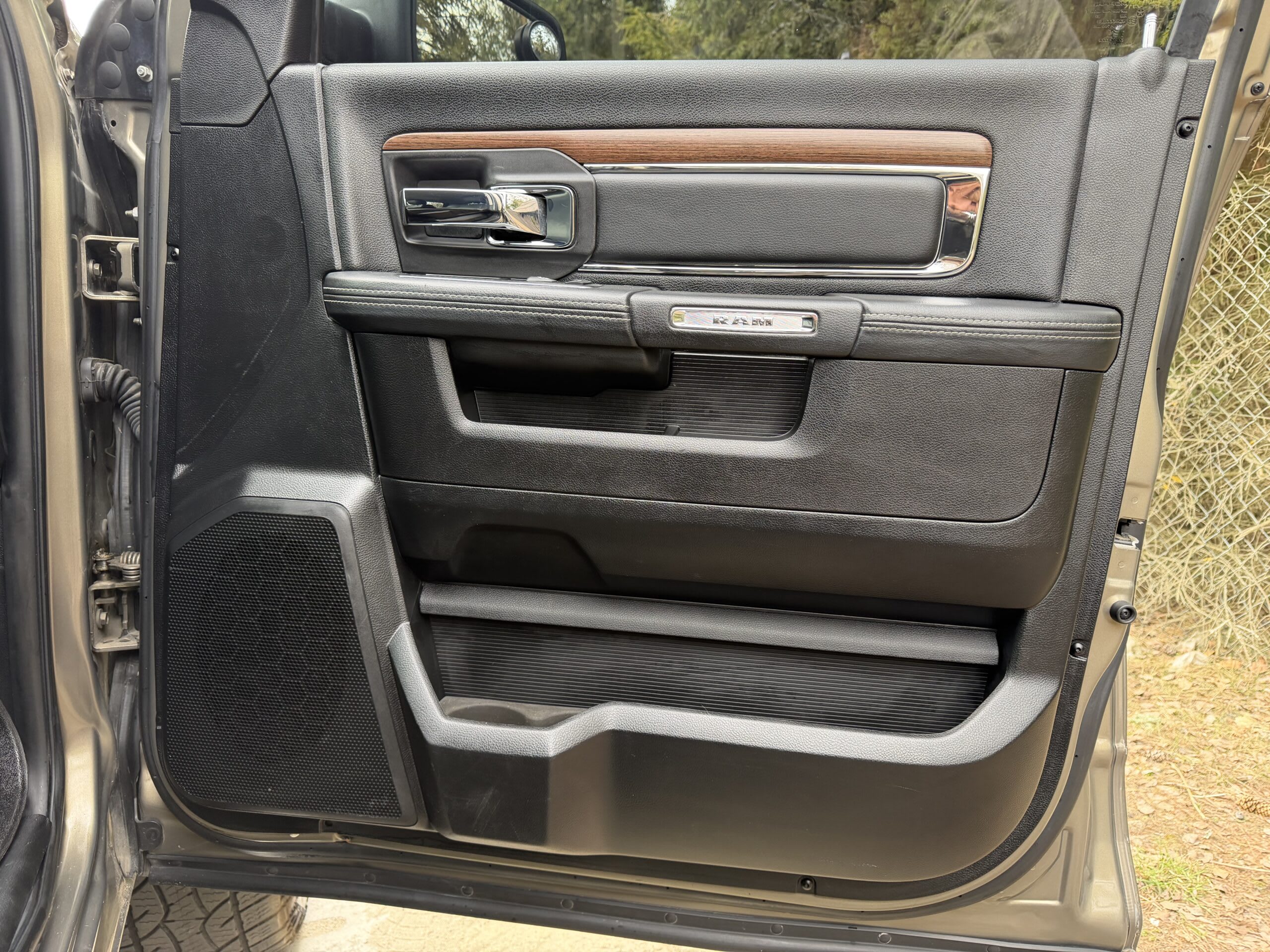 RAM 1500 2014 — zdjęcie 22