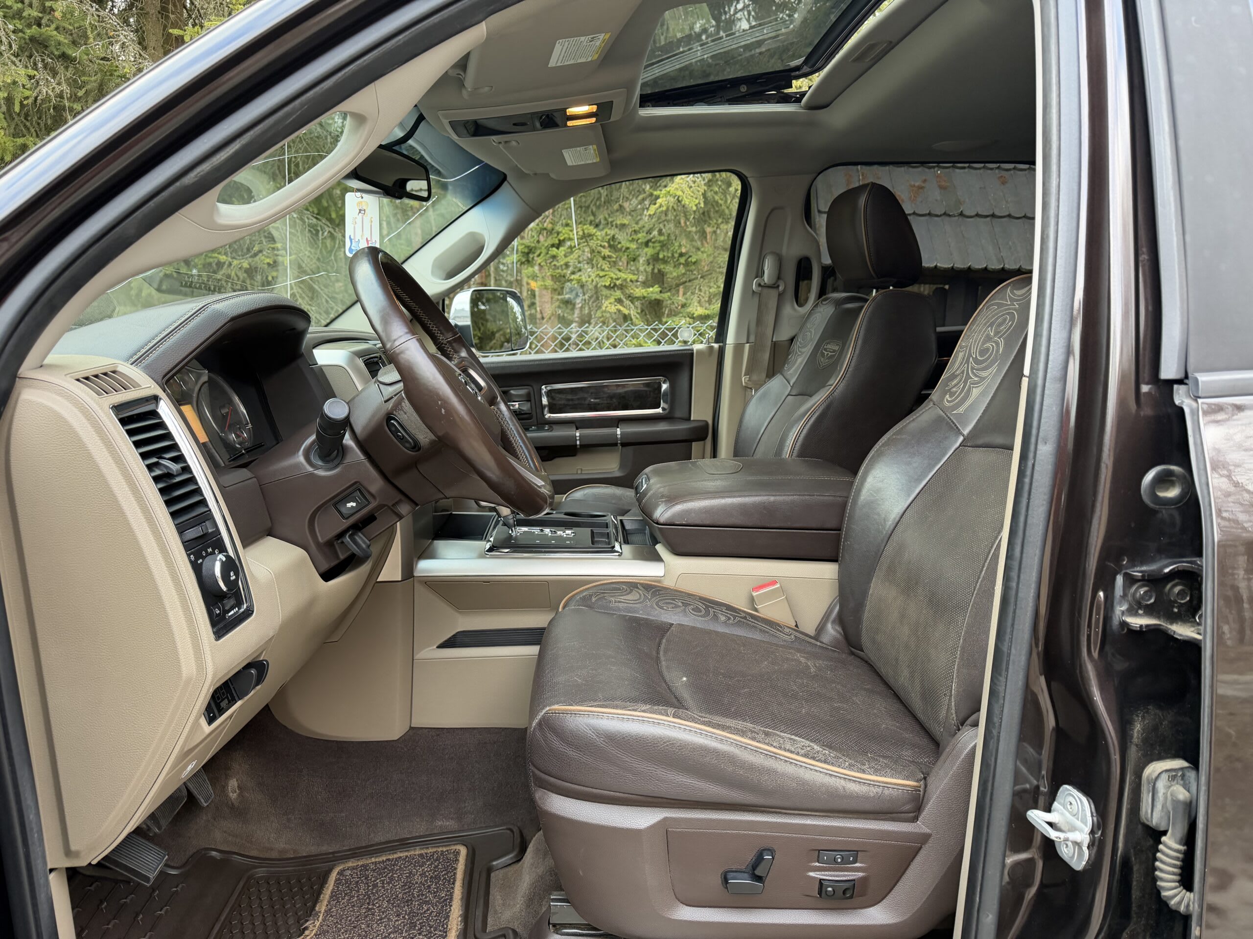 RAM 1500 2011 — zdjęcie 13