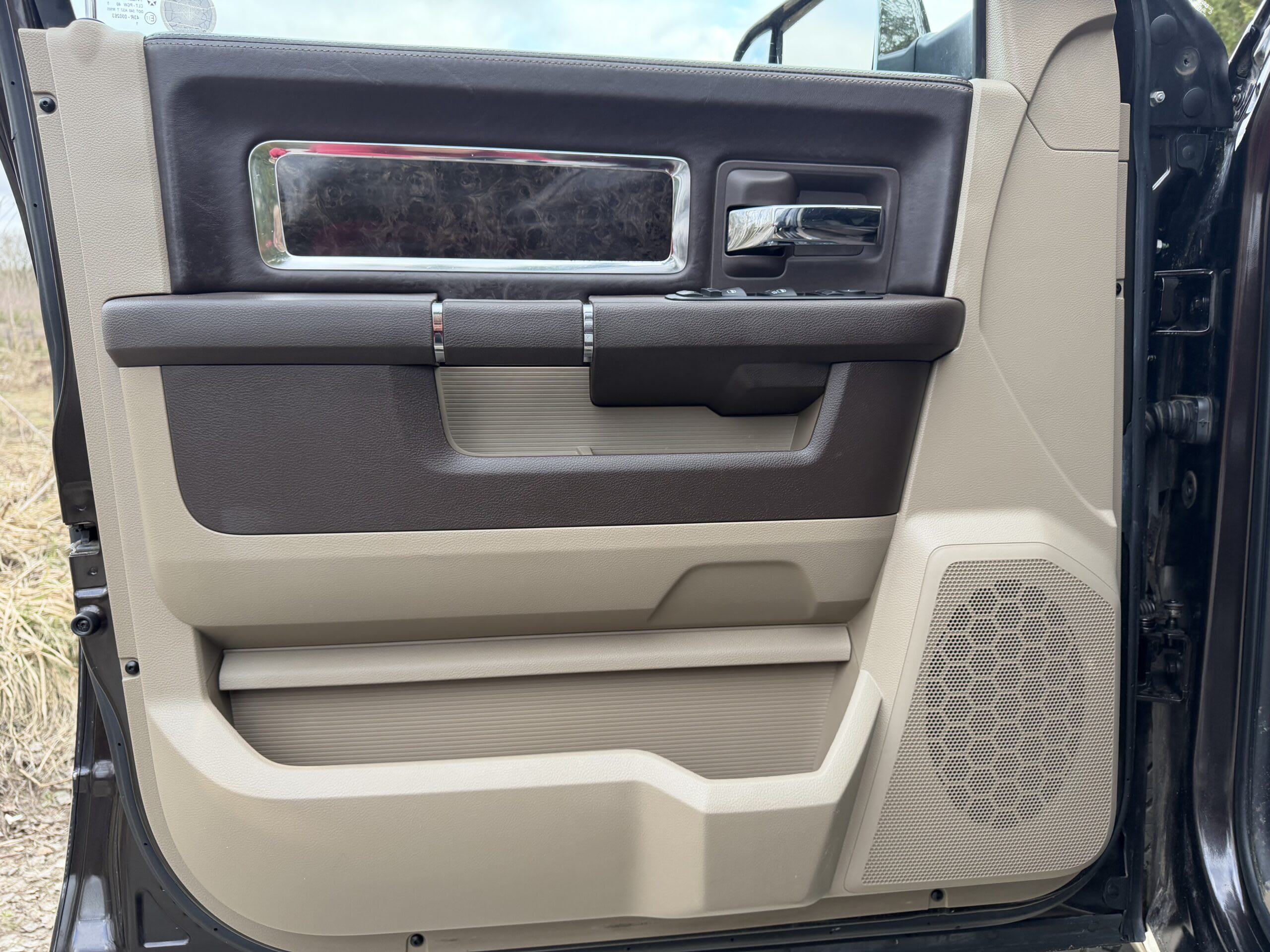 RAM 1500 2011 — zdjęcie 15