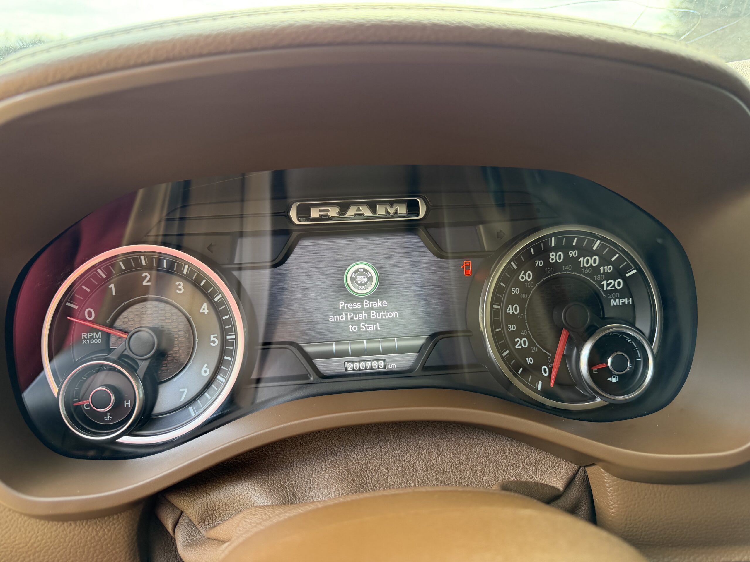 RAM 1500 2019 — zdjęcie 14