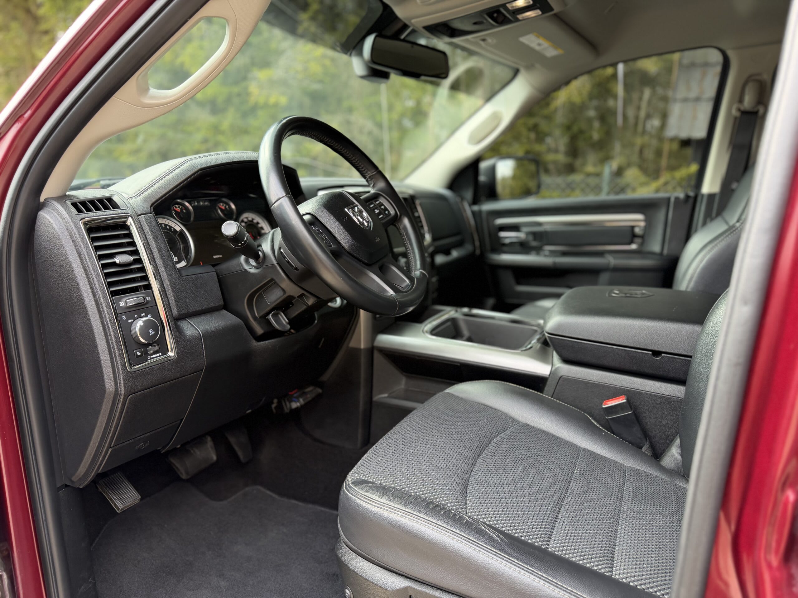 RAM 1500 2017 — zdjęcie 11