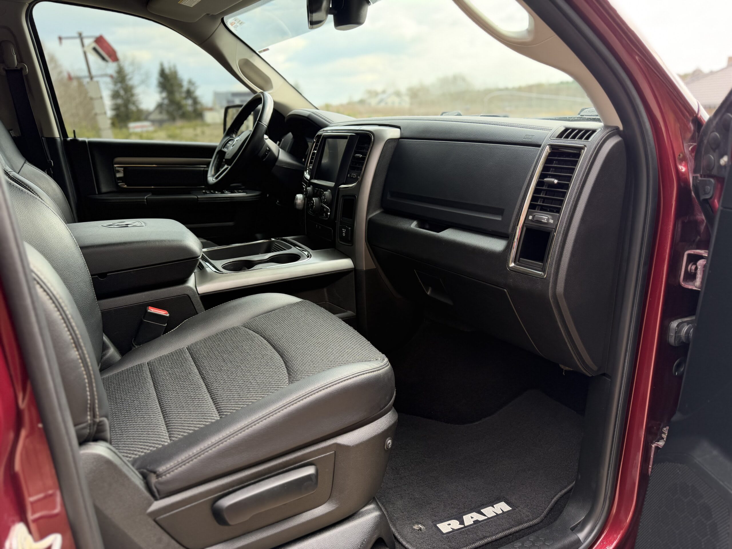 RAM 1500 2017 — zdjęcie 15