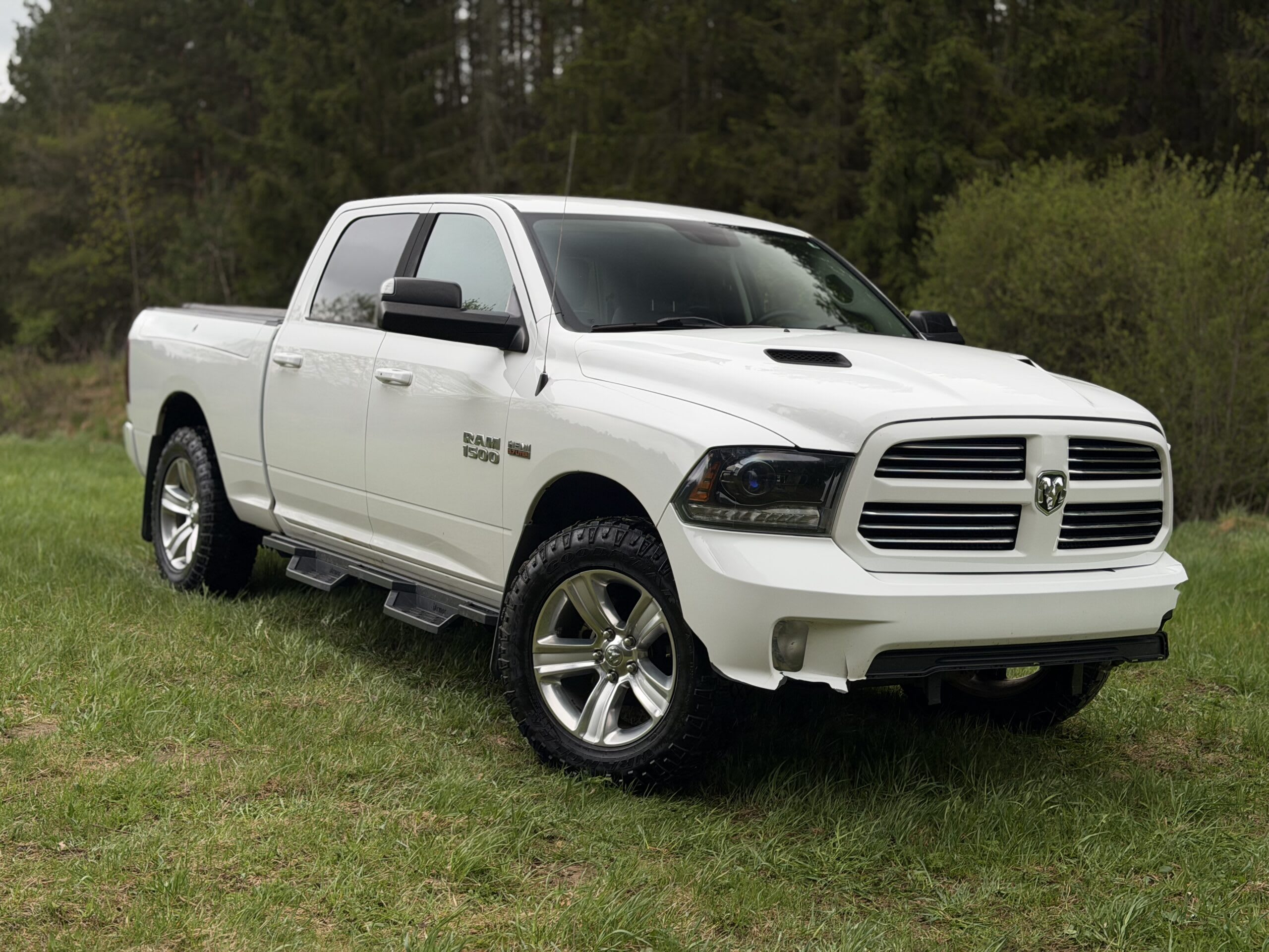 RAM 1500 Sport RamBox