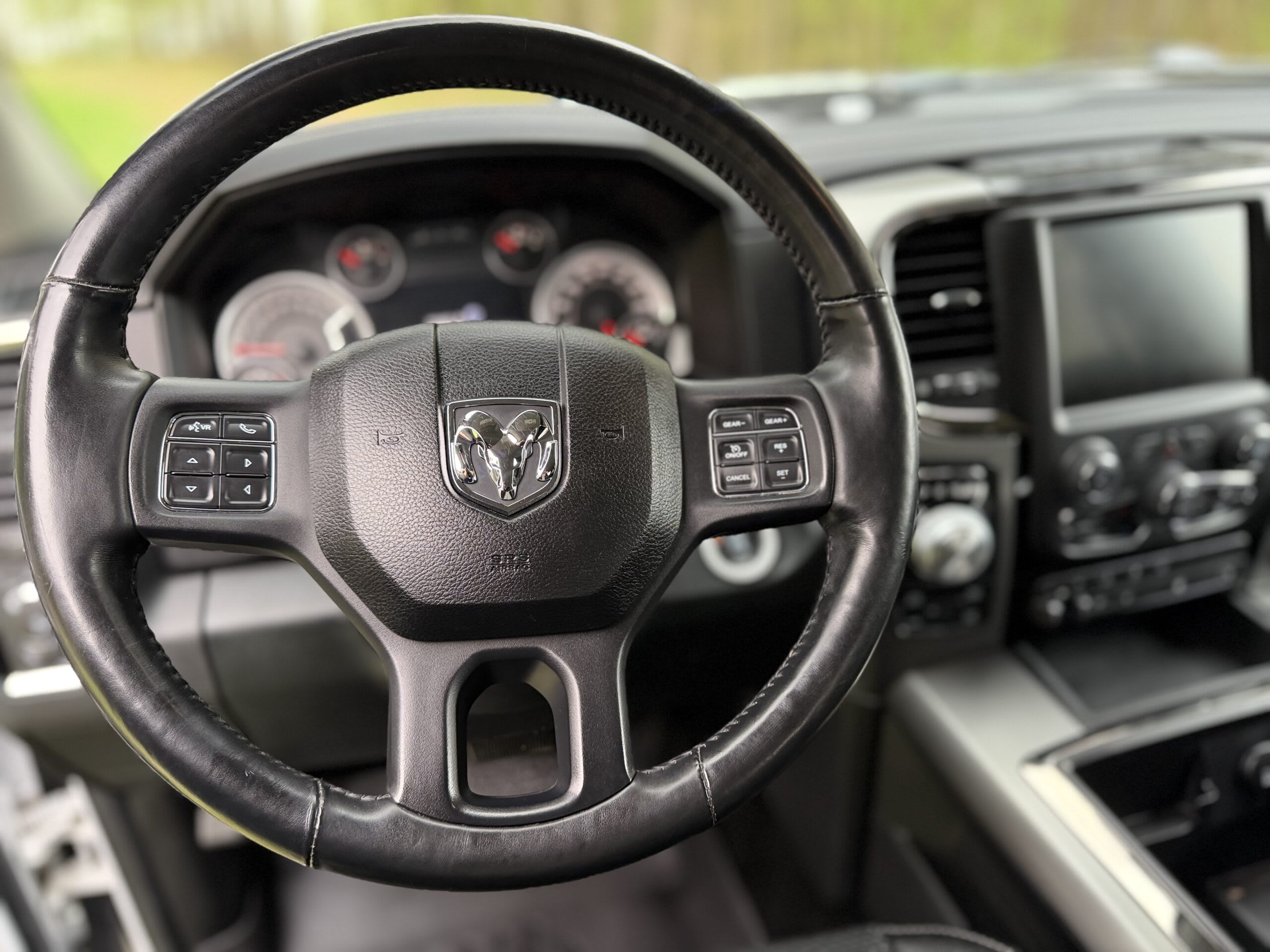 RAM 1500 2014 — zdjęcie 11