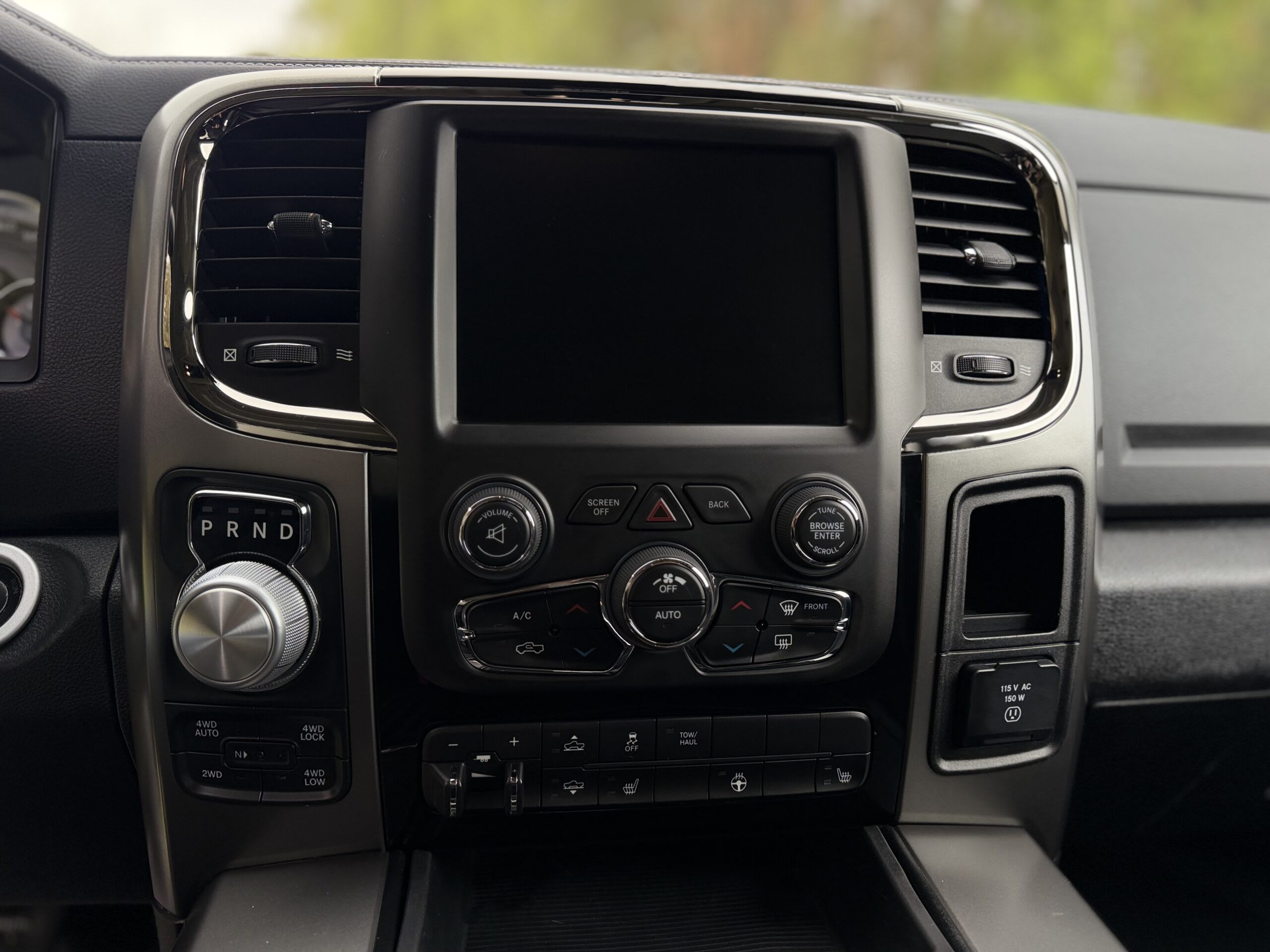 RAM 1500 2014 — zdjęcie 13
