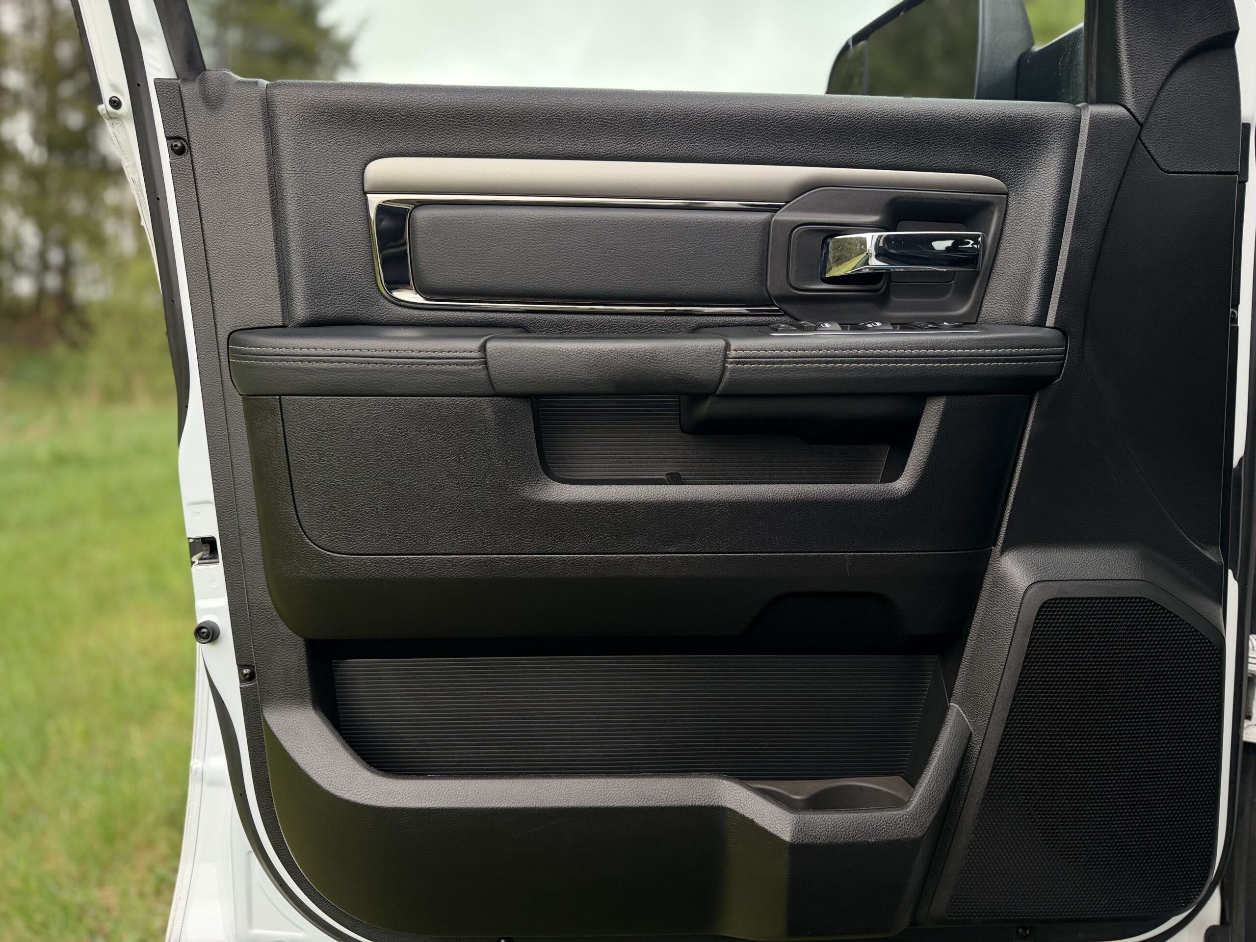 RAM 1500 2014 — zdjęcie 17