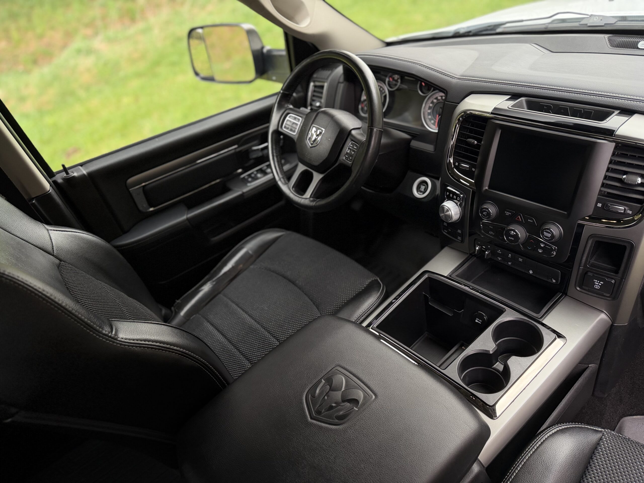RAM 1500 2014 — zdjęcie 20