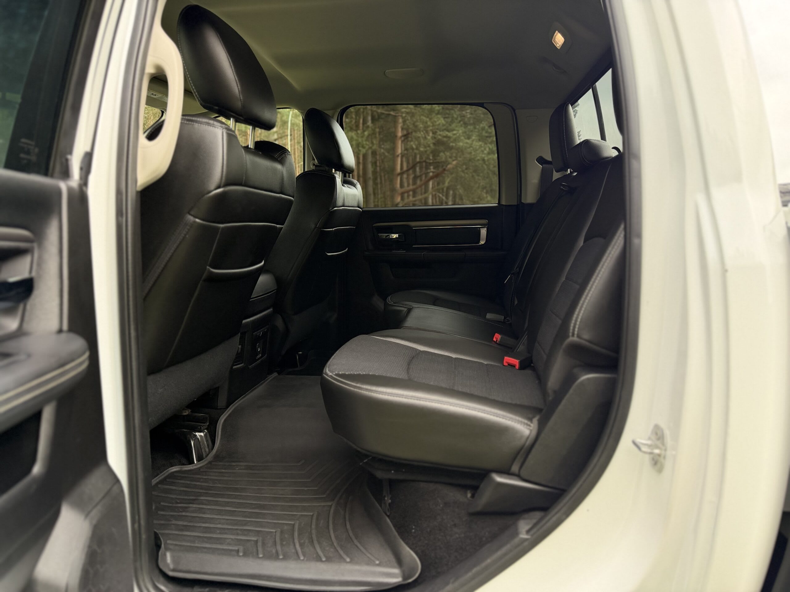 RAM 1500 2014 — zdjęcie 24