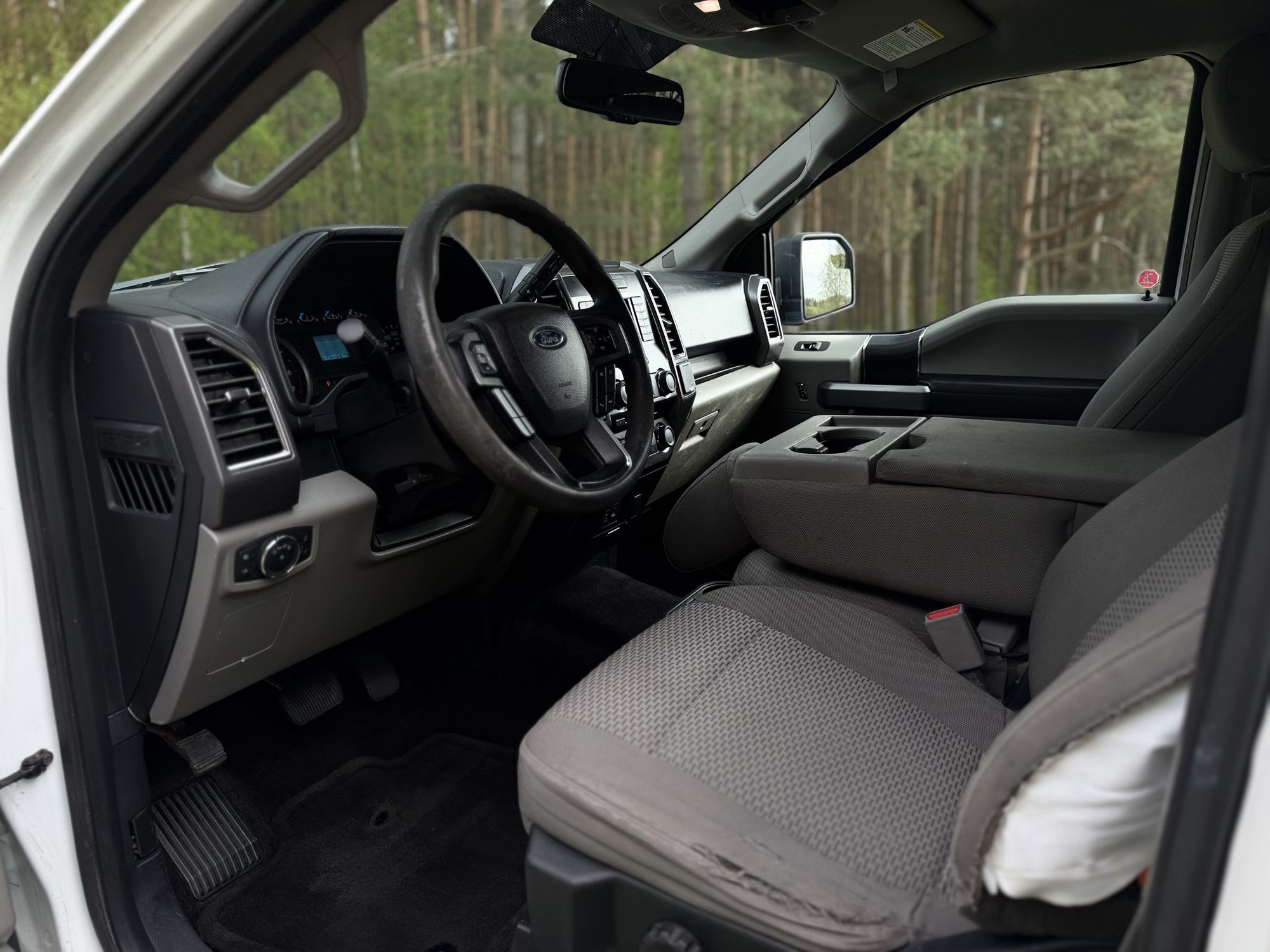Ford F-150 2015 — zdjęcie 12
