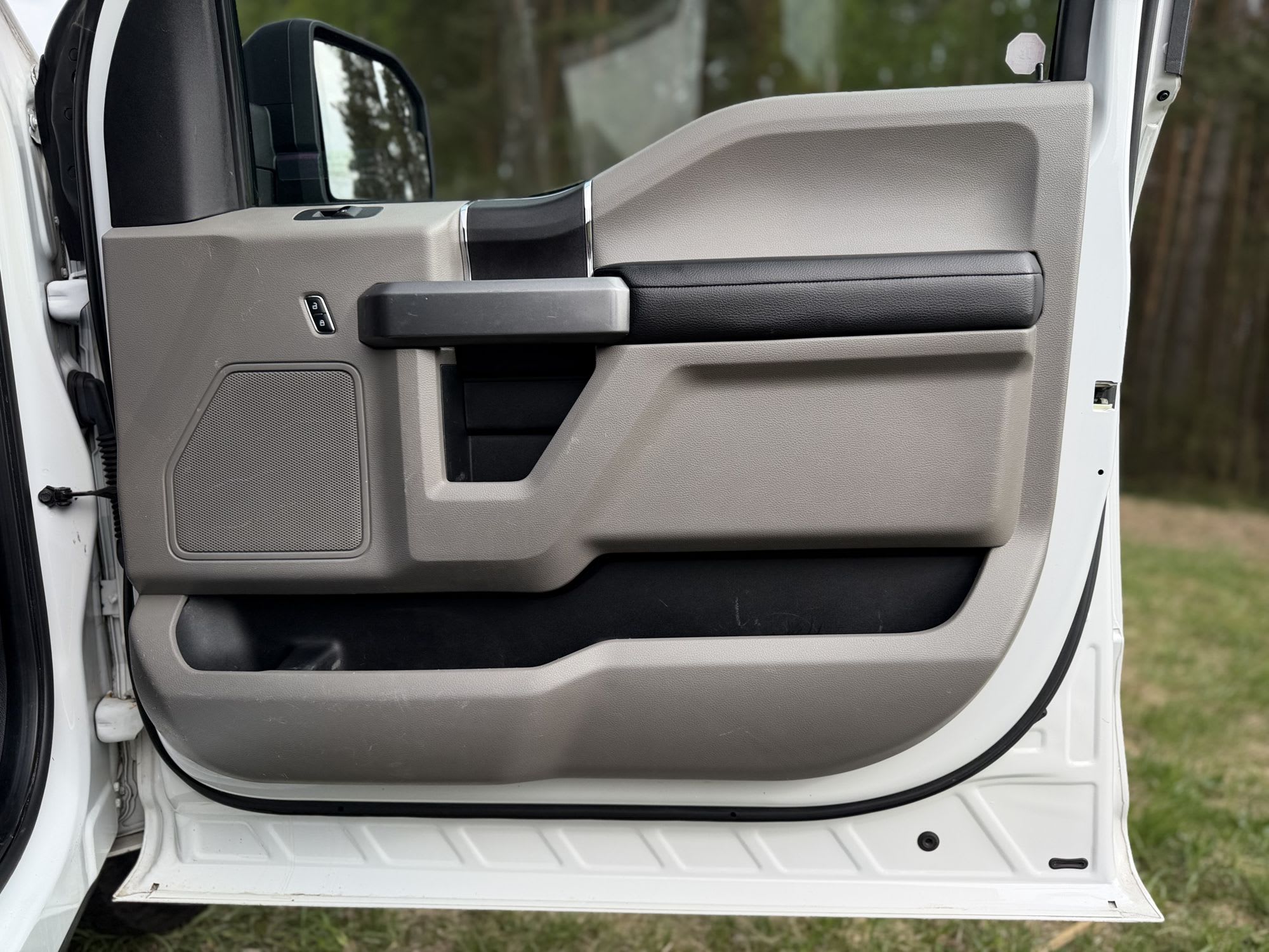 Ford F-150 2015 — zdjęcie 20