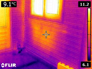 Infraroodbeelden waarin het warmteverlies in de buitenmuren wordt weergegeven