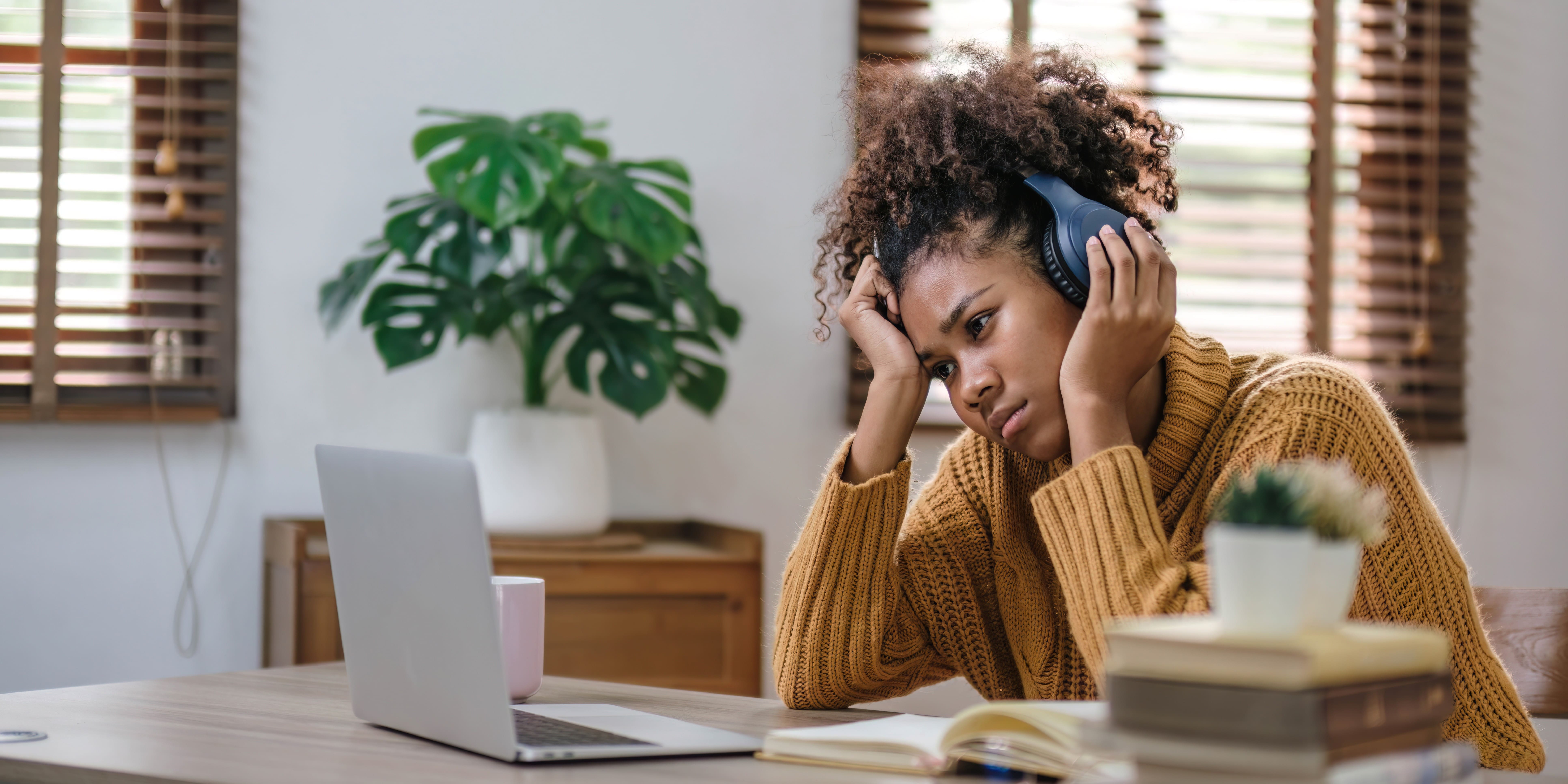 Interview Anxiety and AI-Based Solutions: Complete Guide to Confident Interviewing