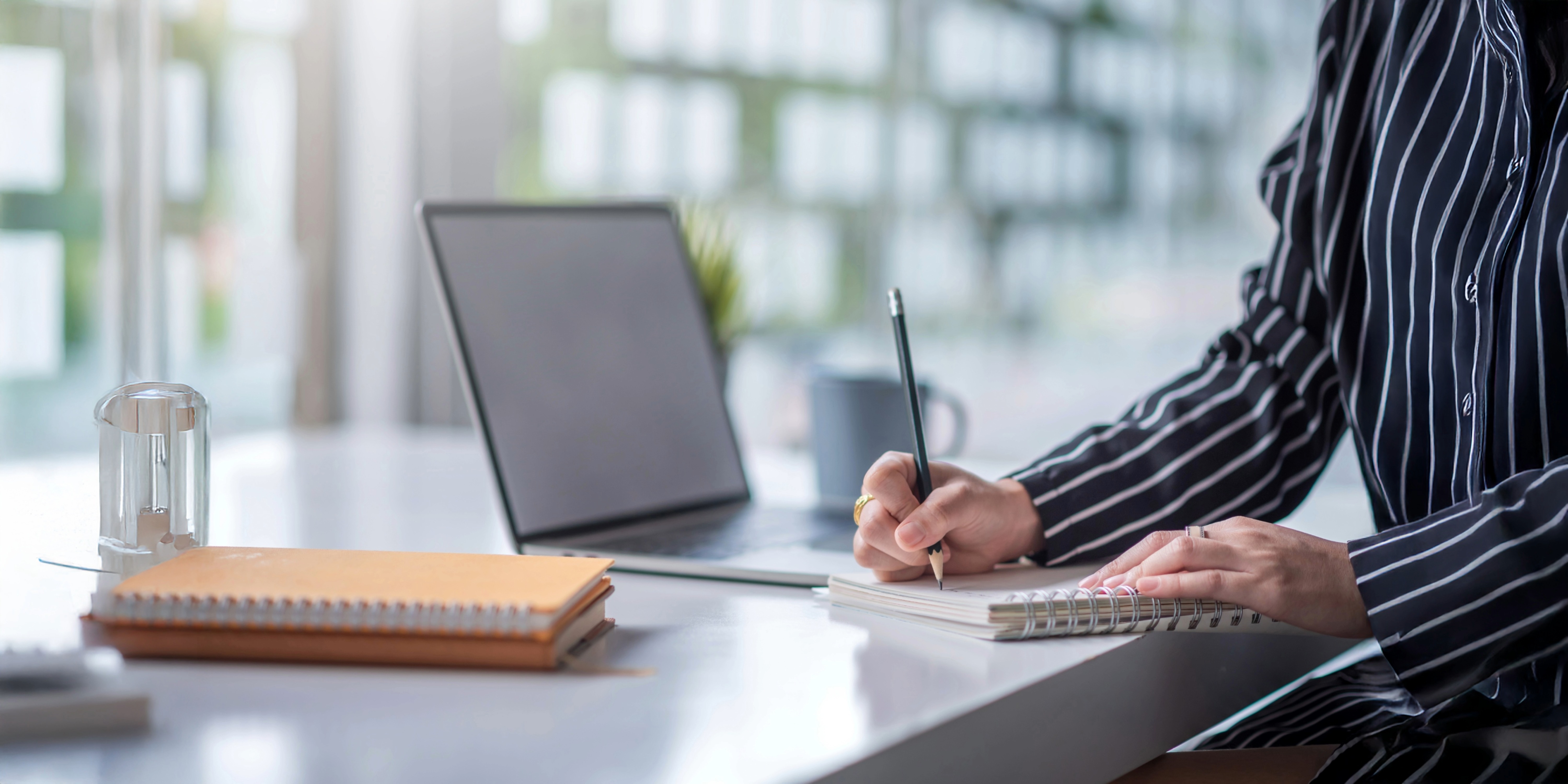 How to Prepare for a Job Interview Step-by-Step (2026)