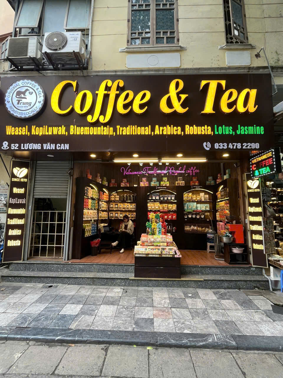 52 Luong Van Can, Hanoi Old Quarter