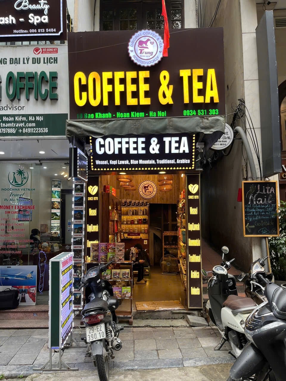 10 Bao Khanh, Hanoi Old Quarter