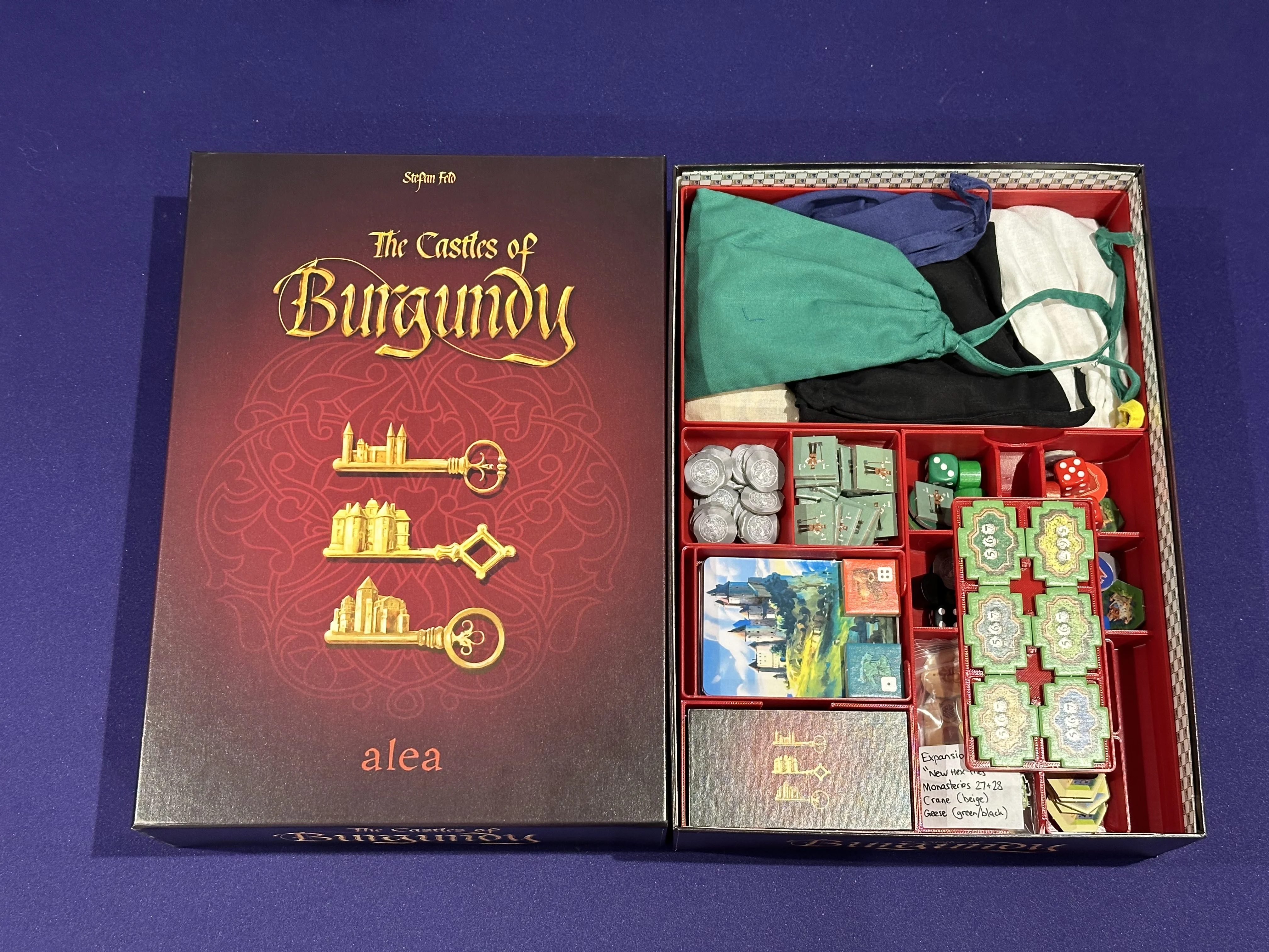 Castelos da Borgonha - Insert Organizador para Edição 2019