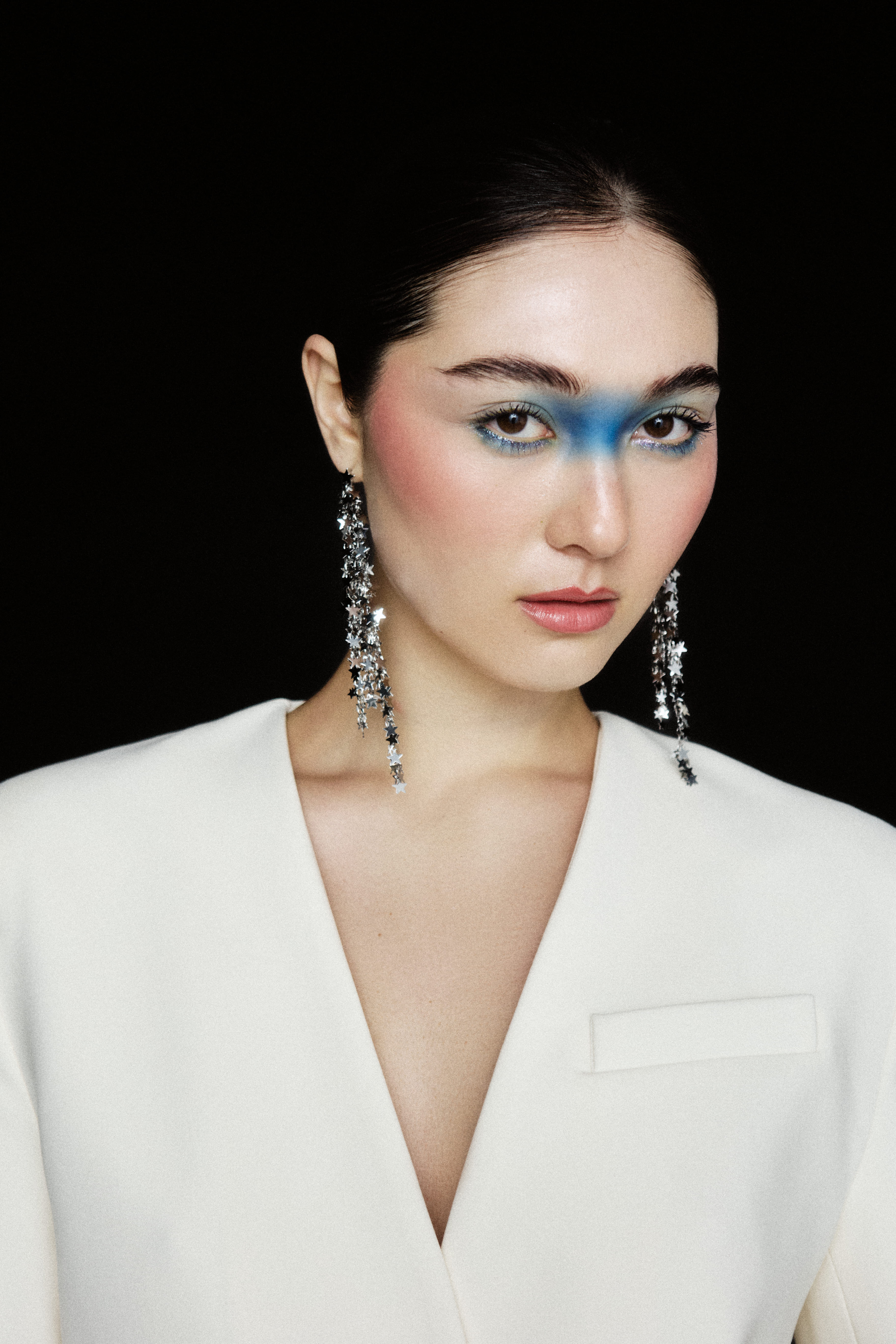 Editorial 3