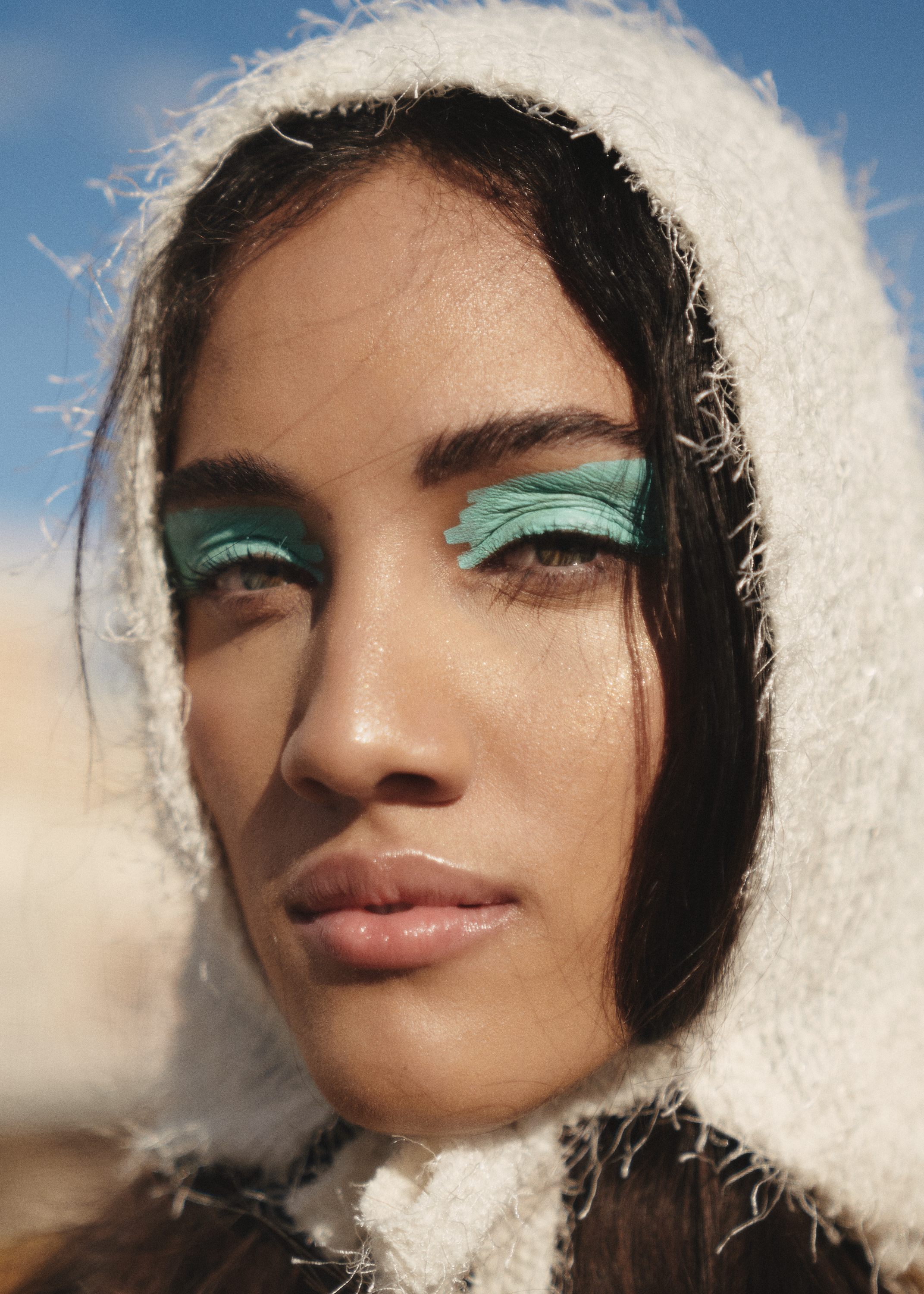 Editorial 23