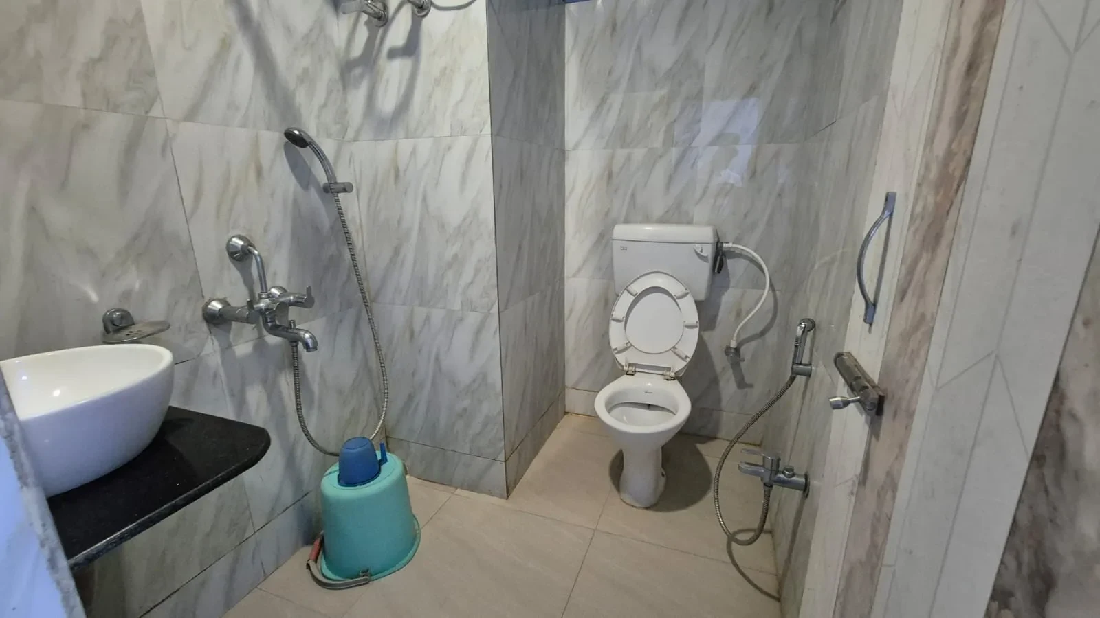 Standard Room image 3