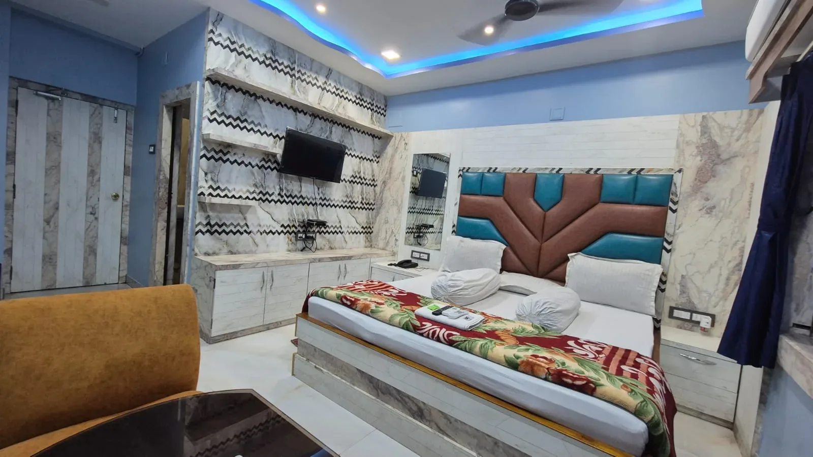 Standard Room image 4