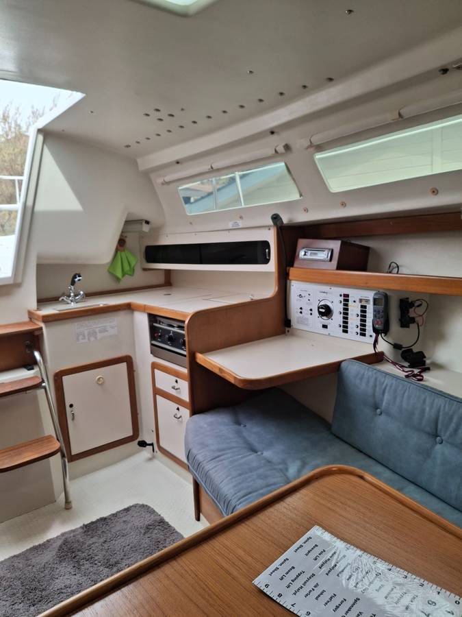 1995 Catalina 270 LE photo 7