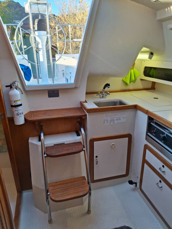 1995 Catalina 270 LE photo 8